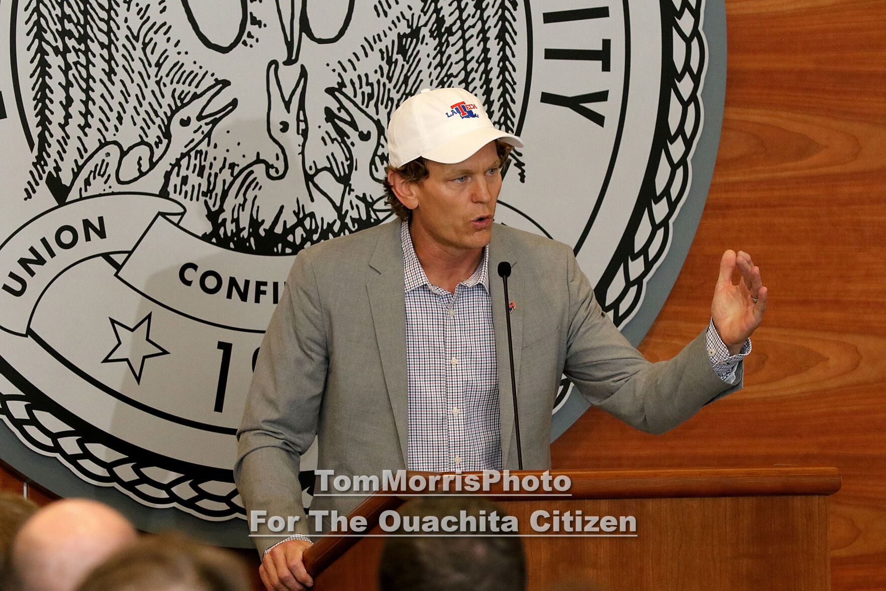 033-20211201-SonnyCumbiePresser.jpg